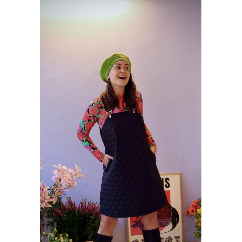 X Ditte Estrup Pcsavanah Quilted Spencer Dress   Black fra Pieces
