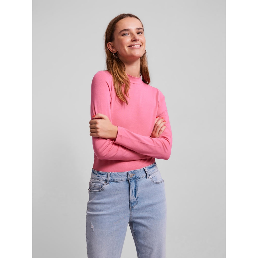 Smuk damebluse med turtle neck fra Pieces - Udsalg!