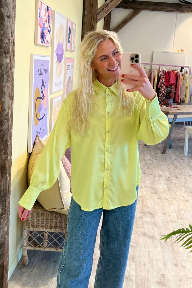 A View Loui Shirt 857 Green fra A-view