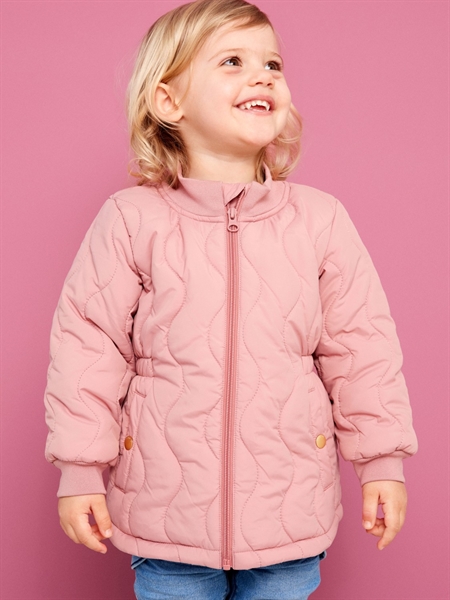 Quiltet Jakke Mars i Old Rose fra Name It – Supertilbud!