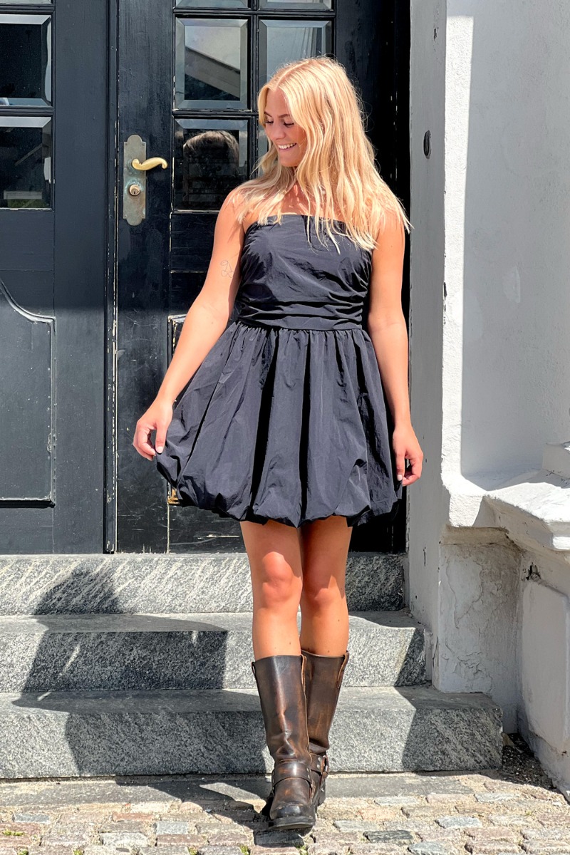 Kjole   Lykke Dress   Black fra Sisters Point