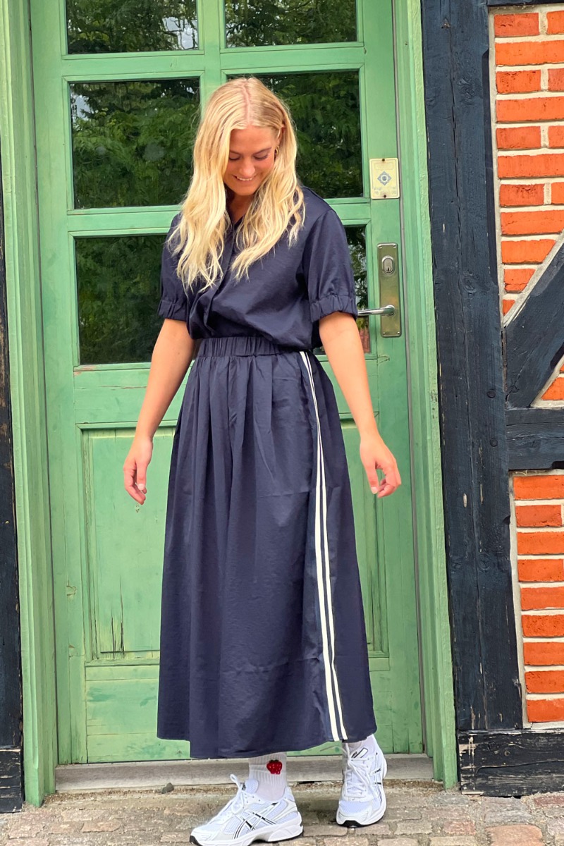 Nederdel   Nara Sk   Navy Cream fra Sisters Point