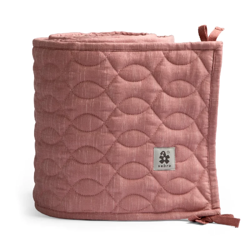 Quiltet Sengerand Blossom Pink fra Sebra