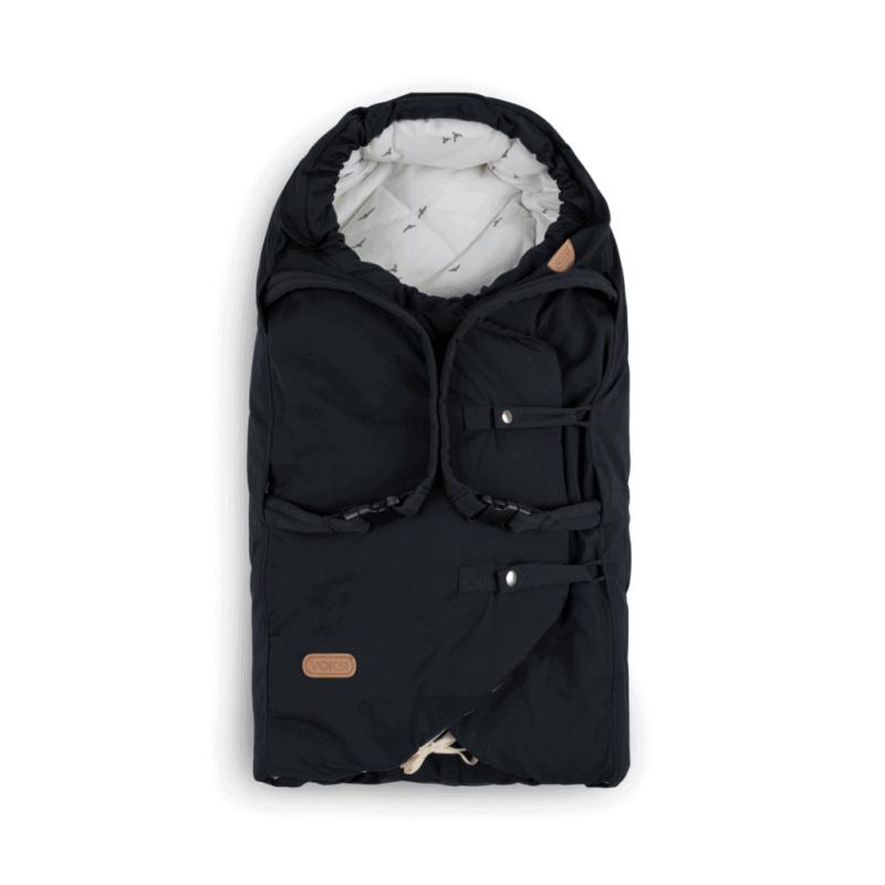 Carry North, Black Flying fra Voksi