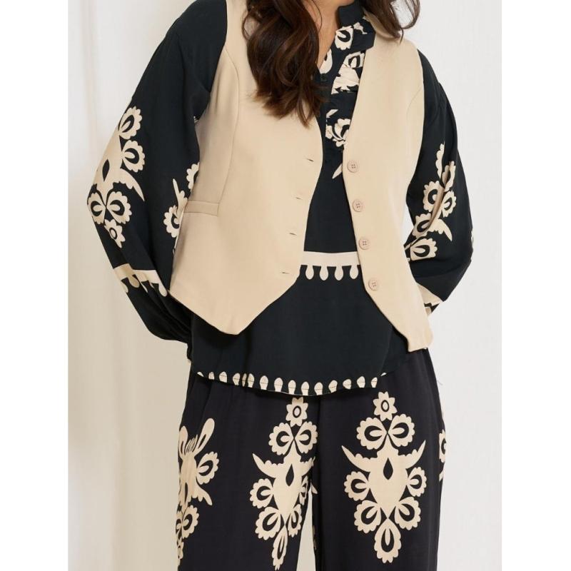 Dame Vest Mdcvilde 81093   Beige fra Marta Du Chateau