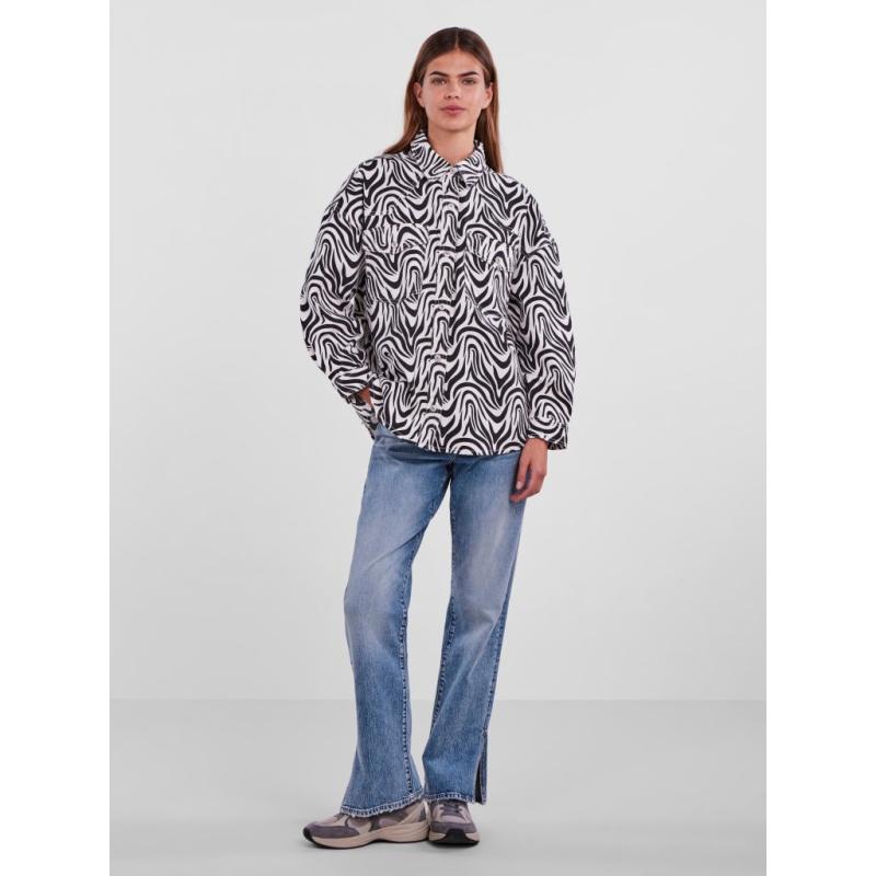Denim Skjorte Pcnursel   Bright White Black Zebra fra Pieces
