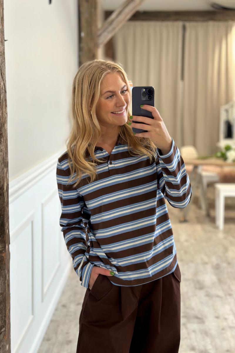A View   Bluse   Nancy Polo Blouse   Brown Blue fra A-view