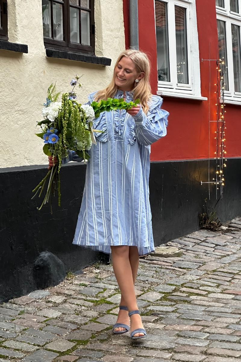 Stories From The Atelier By Copenhagen Shoes   Kjole   Like Always Dress   Ss25   Blue
