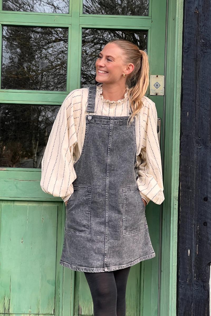 Spencerkjole   Obana Dr1   L. Grey Wash fra Sisters Point