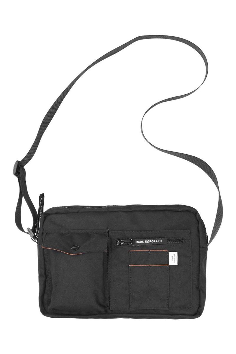 Taske Bel One Cappa Bag Black fra Mads Nørgaard