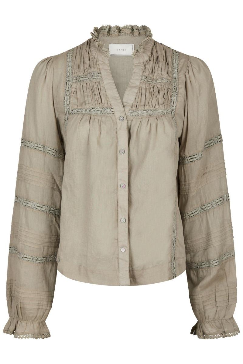 Bluse Lyla S Voile Blouse Smoke Green fra Neo Noir