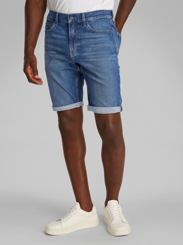 Slim Mid Blue Short fra Calvin Klein