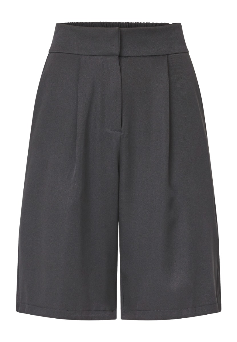 Shorts   Galya Sho.a   Black fra Sisters Point
