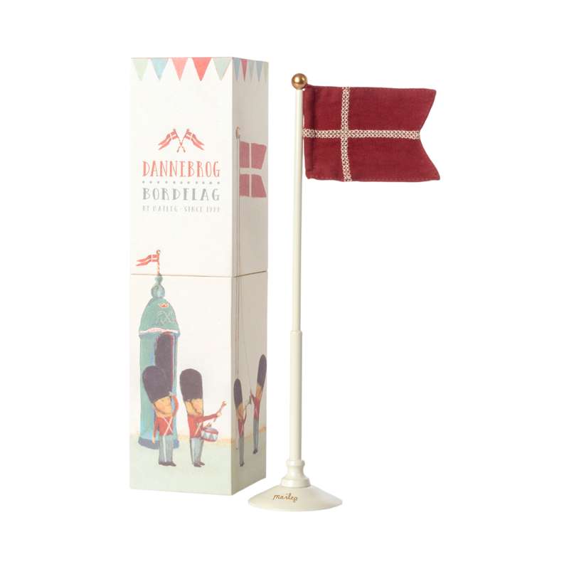 Dannebrog   Bordflag fra Maileg