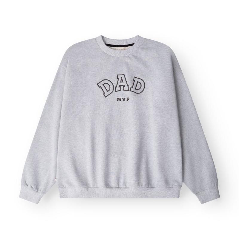 Auguste Sweatshirt   Dad Mvp   L fra That's Mine