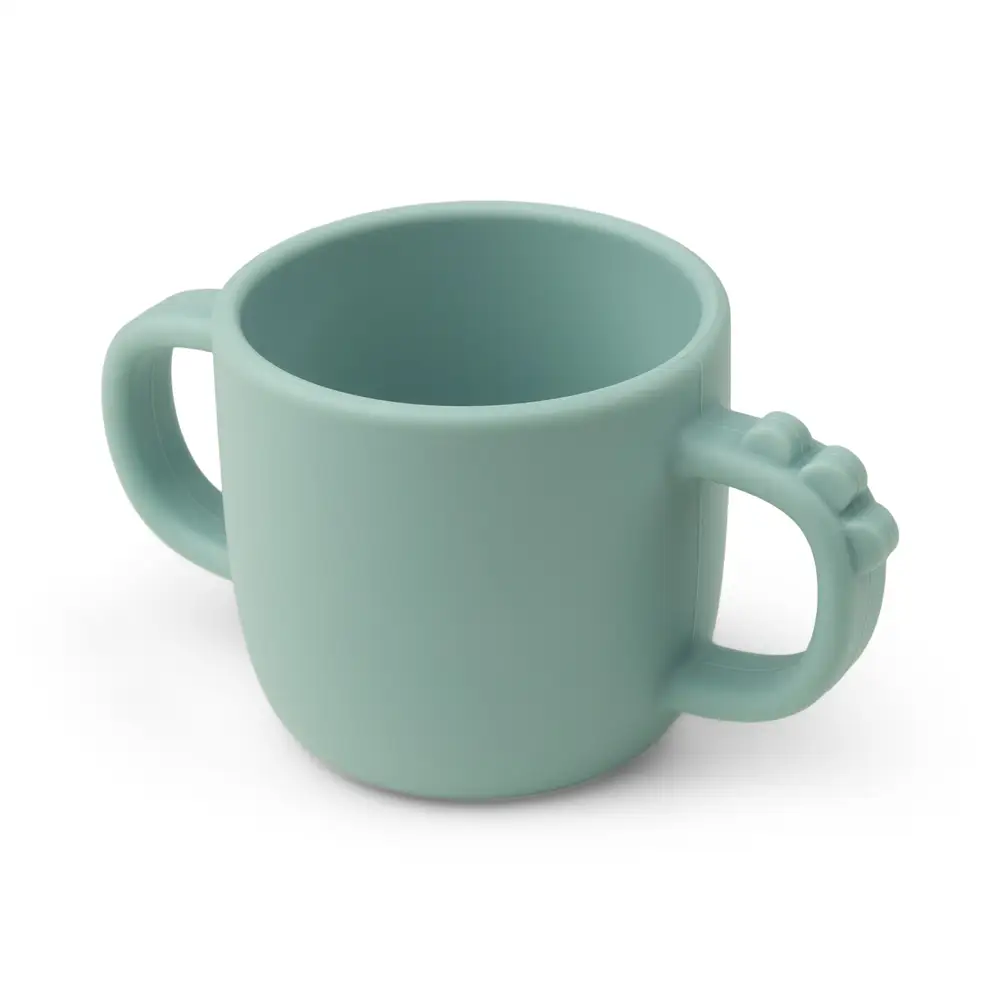 Peekaboo 2 Handle Cup Croco Blue fra Done By Deer