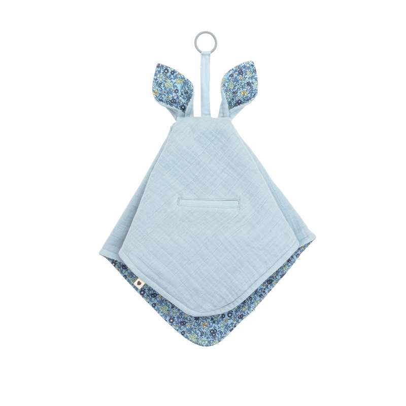 Sleep Kangaroo Nusseklud Chamomile Lawn Baby Blue fra Bibs
