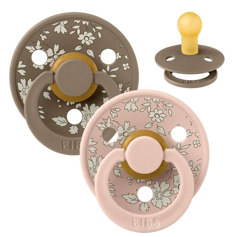 Rund Colour Sut 2 Pak Str. 1 Naturgummi Liberty Capel Blush Mix fra Bibs