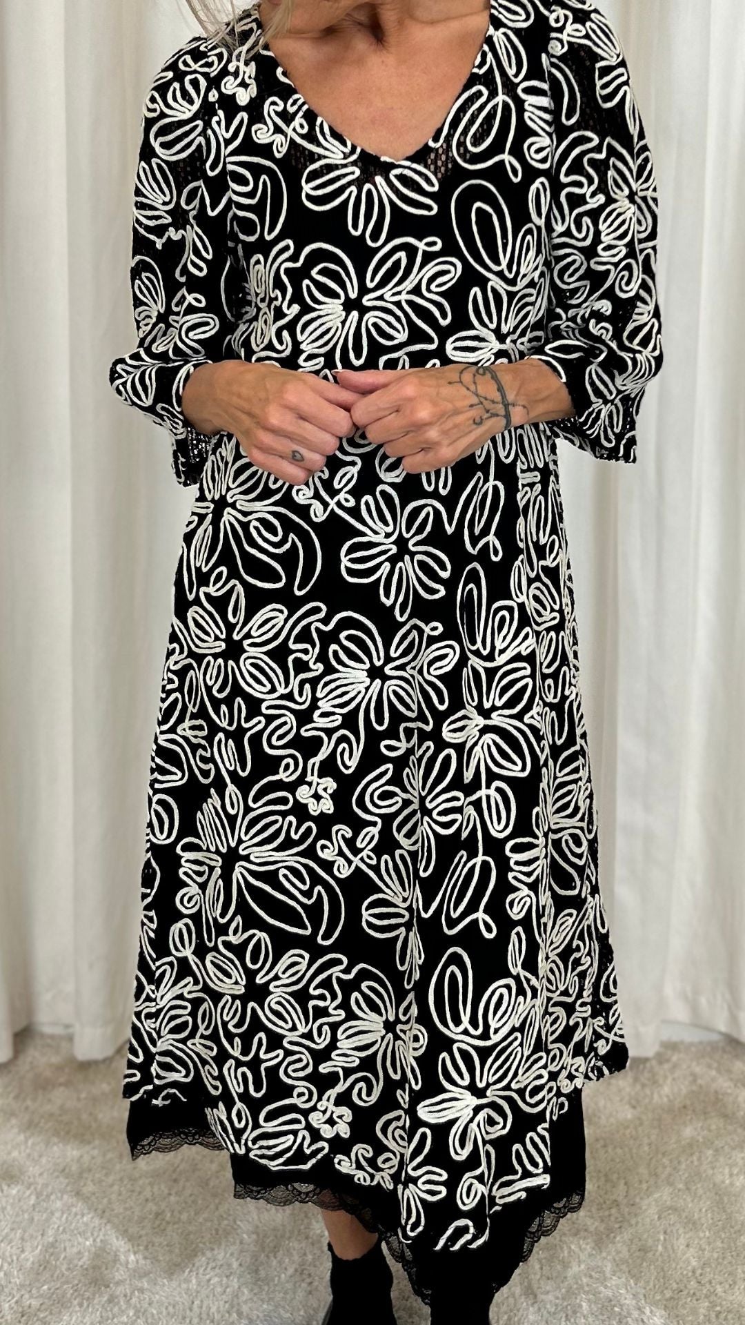 Kjole Ally Black fra Black Colour