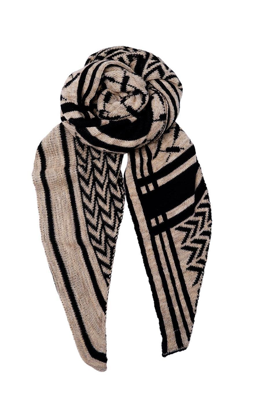 Tørklæde   Bex Triangle   Latte fra Black Colour