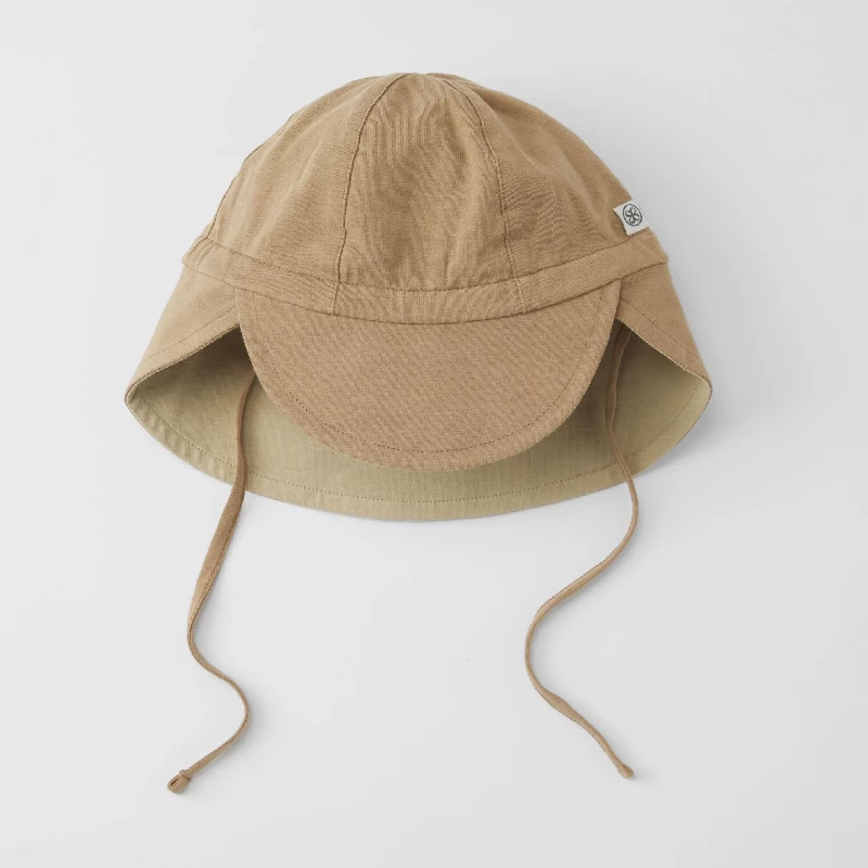 Sun Hat (reversible) Peanut Brown Sandy Beach (0 6m) fra Cloby