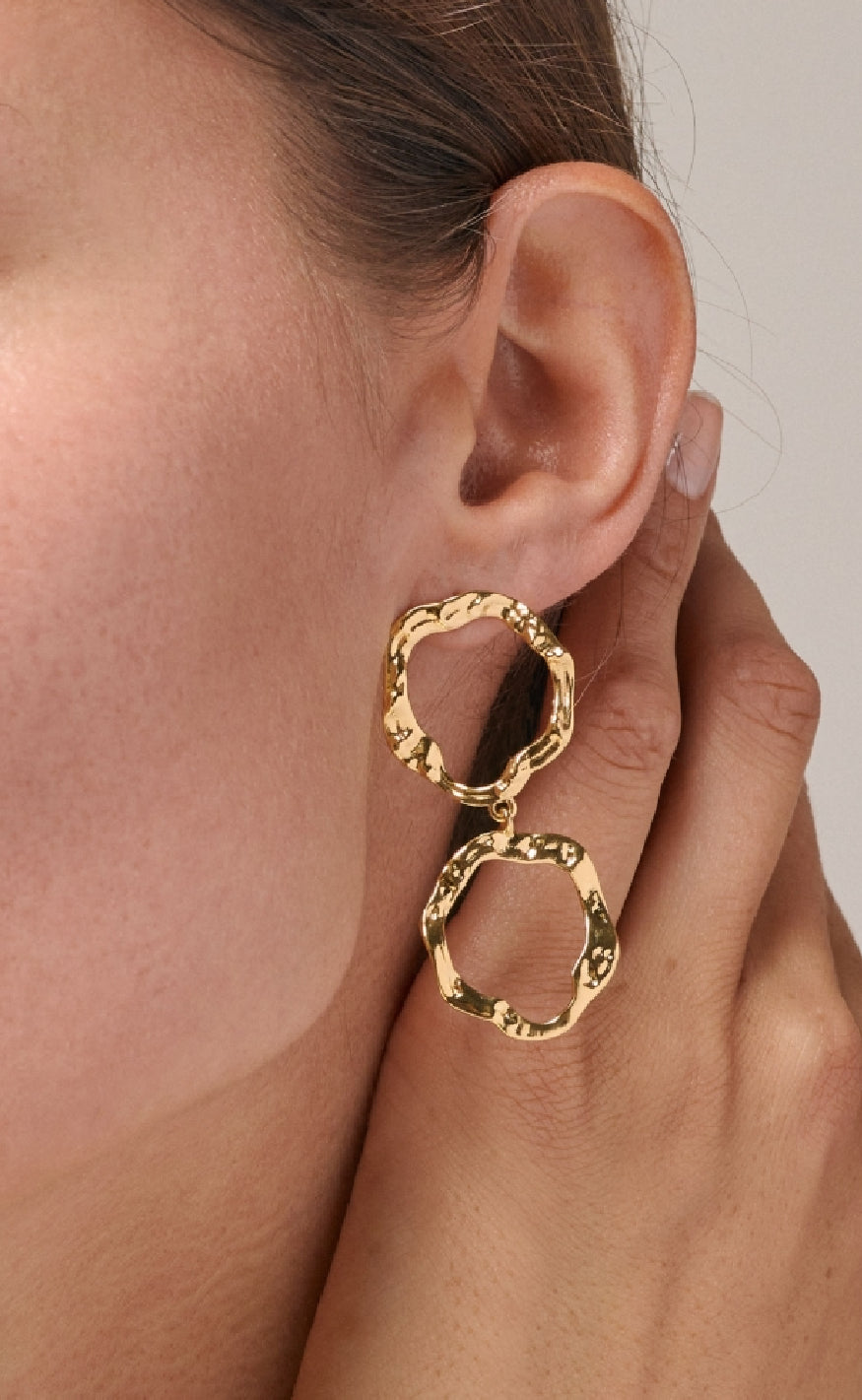 øreringe   Miriam   Gold Colour fra Enamel Copenhagen