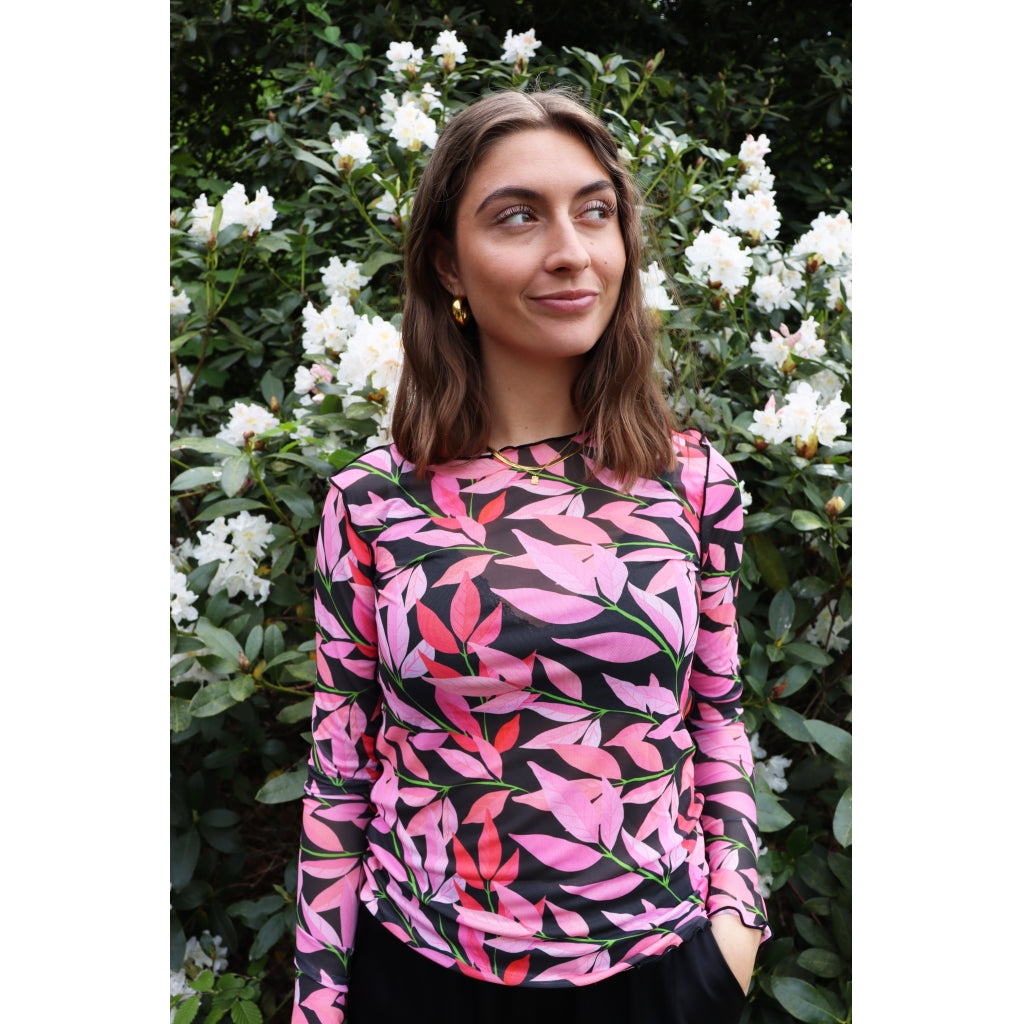 Liberte Dame Langærmet Mesh Top 4086   Pink Leaf fra Liberté