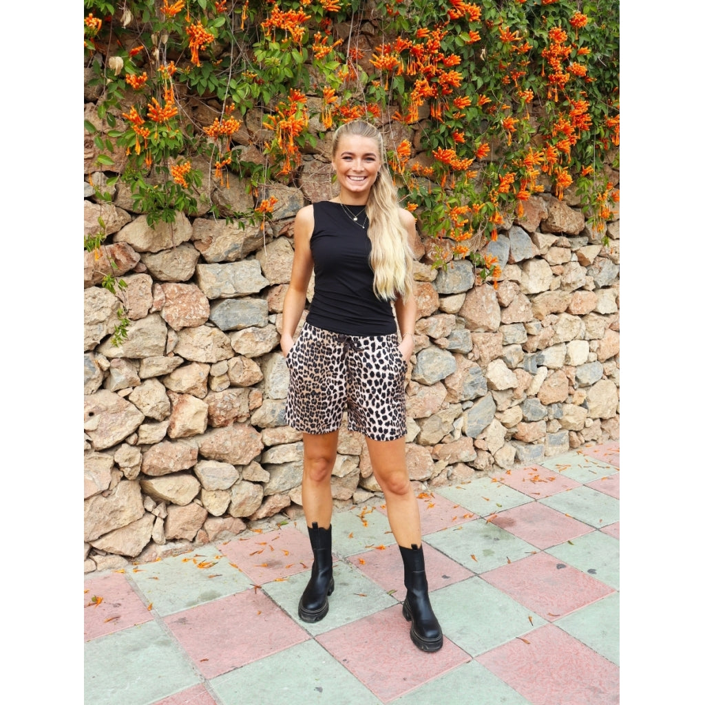 Liberte Dame Shorts Alma 9517   Lux Leo fra Liberté