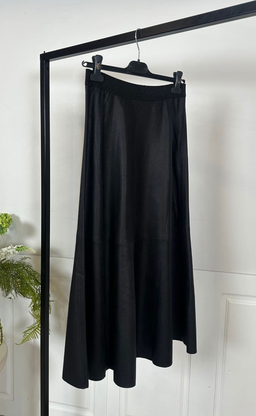 Nederdel   Madilo   Black fra Luxzuz