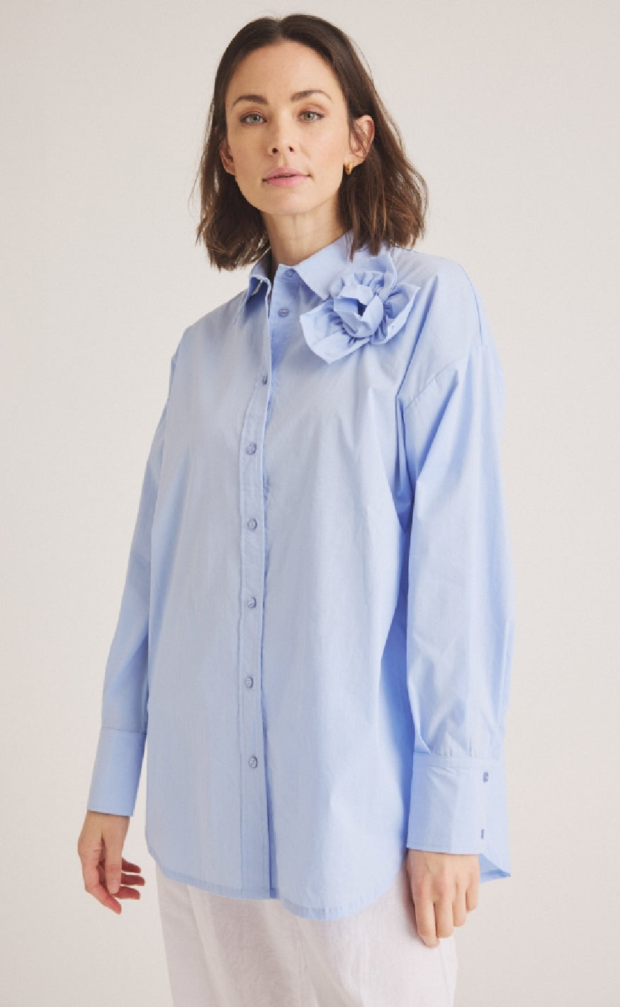 Skjorte   Gerflow   Brunnera Blue fra Luxzuz