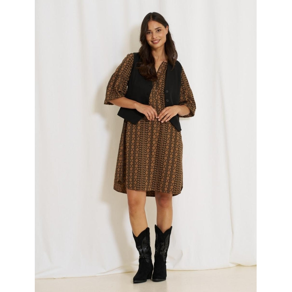 Dame Kjole Mdcellie 5879 Camel Black fra Marta Du Chateau