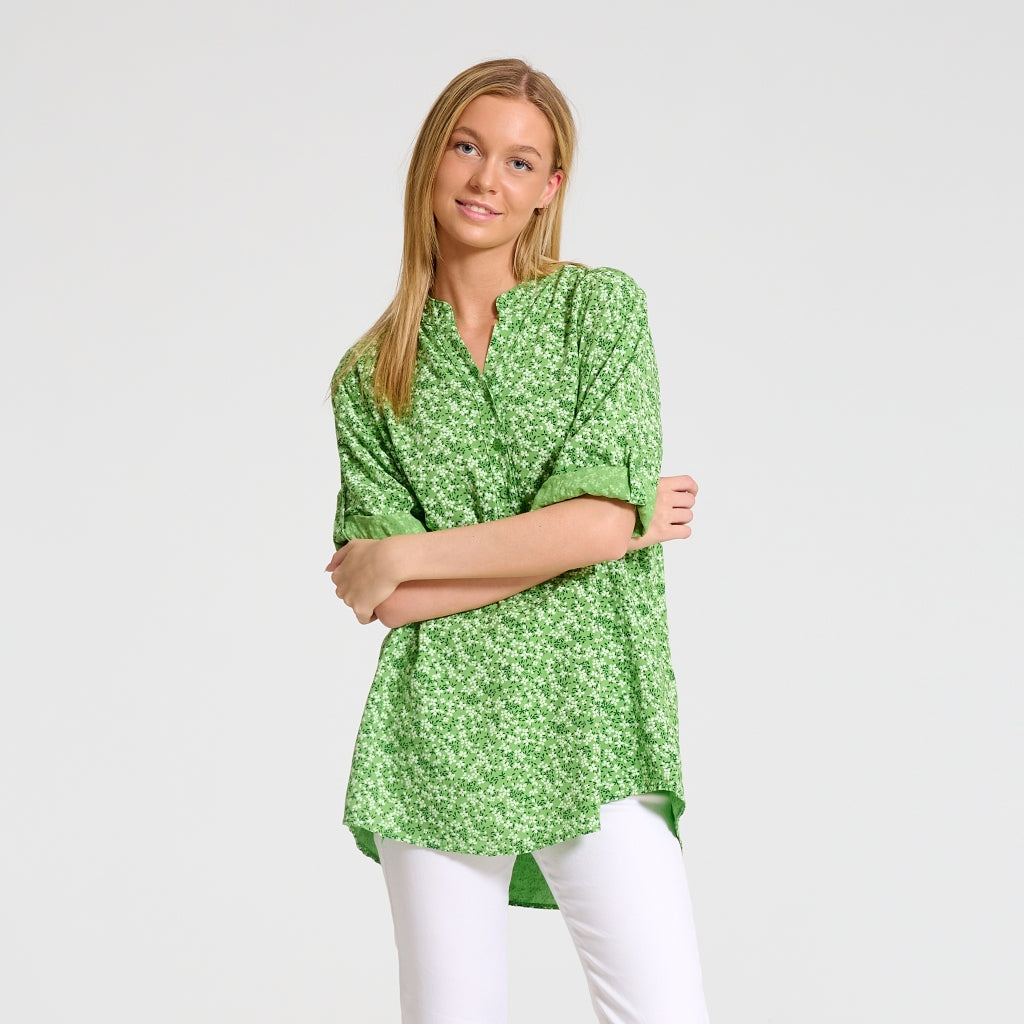 Dame Skjorte 226 Green Flower fra Marta Du Chateau