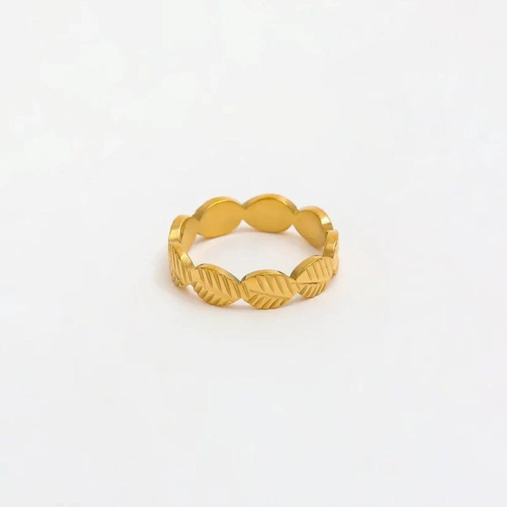 Olive   Ring R090   Guld fra Muun Studios