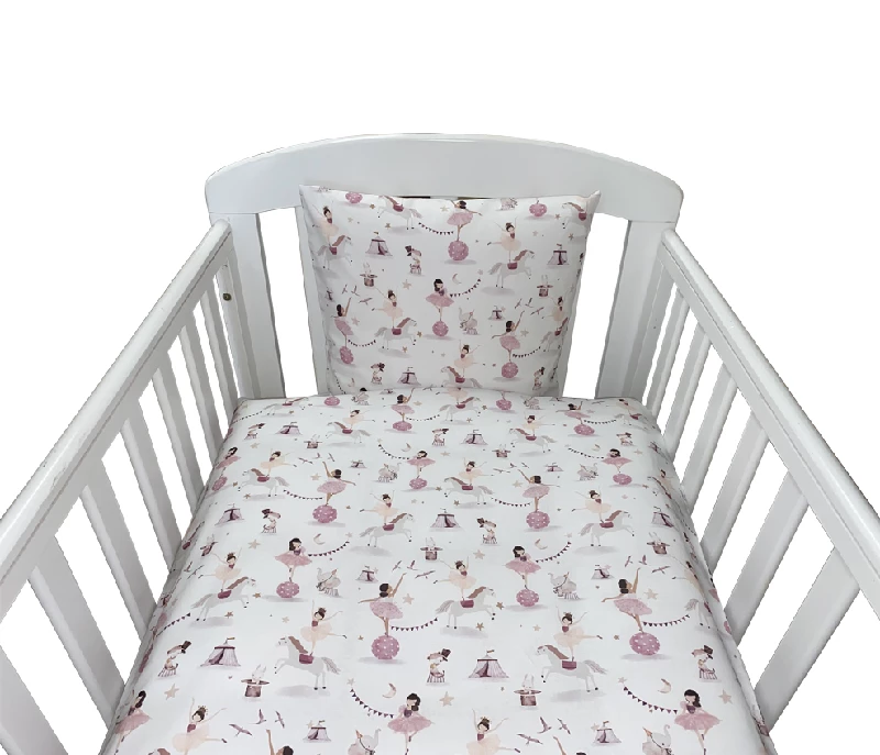 Nm Baby Sengelinned   Off White M  Blomme Farvet Ballerina fra Nørgaard Madsen