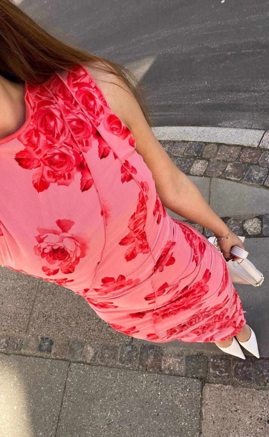 Kjole   Sutton   Rose Print fra Noella