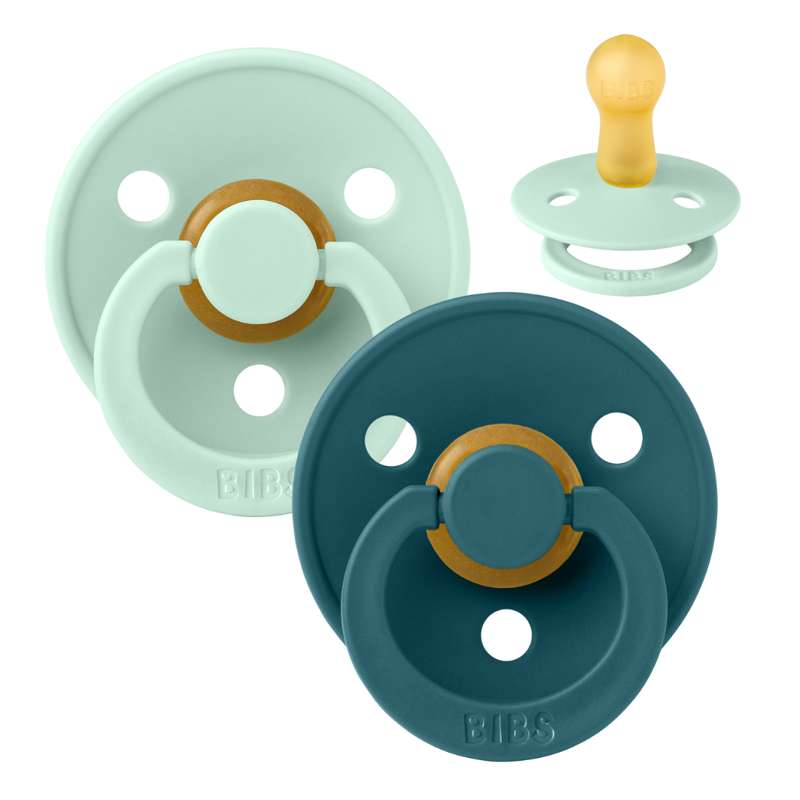 Rund Colour Sut 2 Pak Str. 2 Naturgummi Nordic Mint Forest Lake fra Bibs