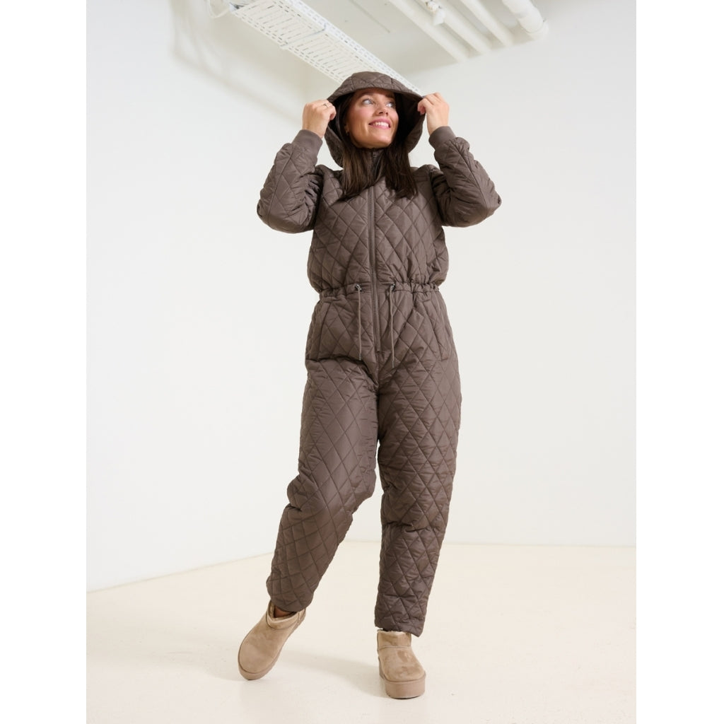 Dame Jumpsuit Onlpernille   Chocolate Brown fra Only