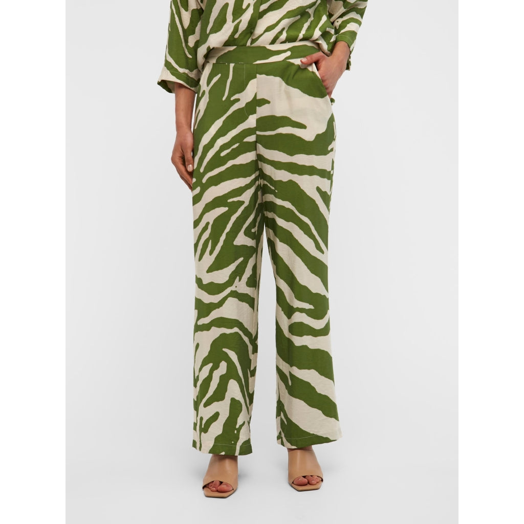 Object Dame Bukser Objfie   Sandshell Artichoke Green Animal fra .object
