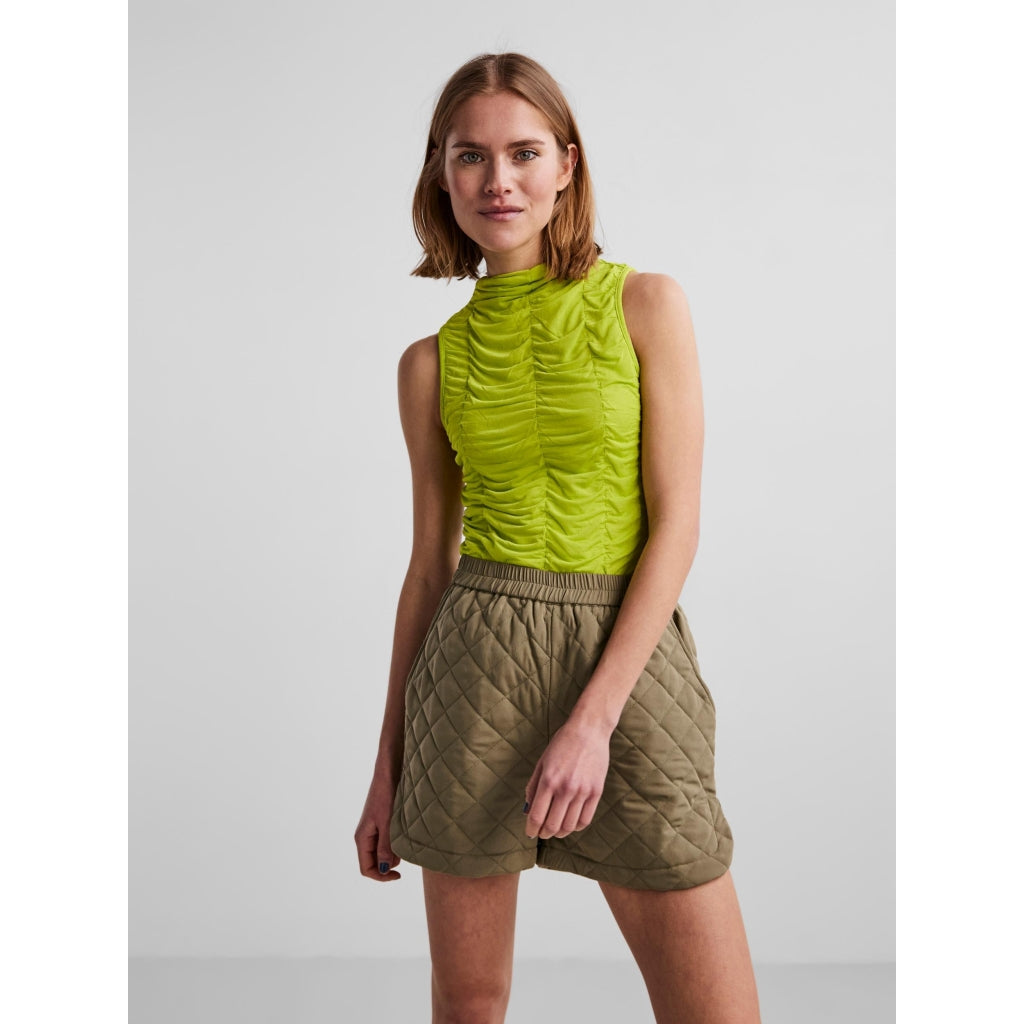 X Ditte Estrup Pcaddi Sl Top D2d   Lime Green fra Pieces