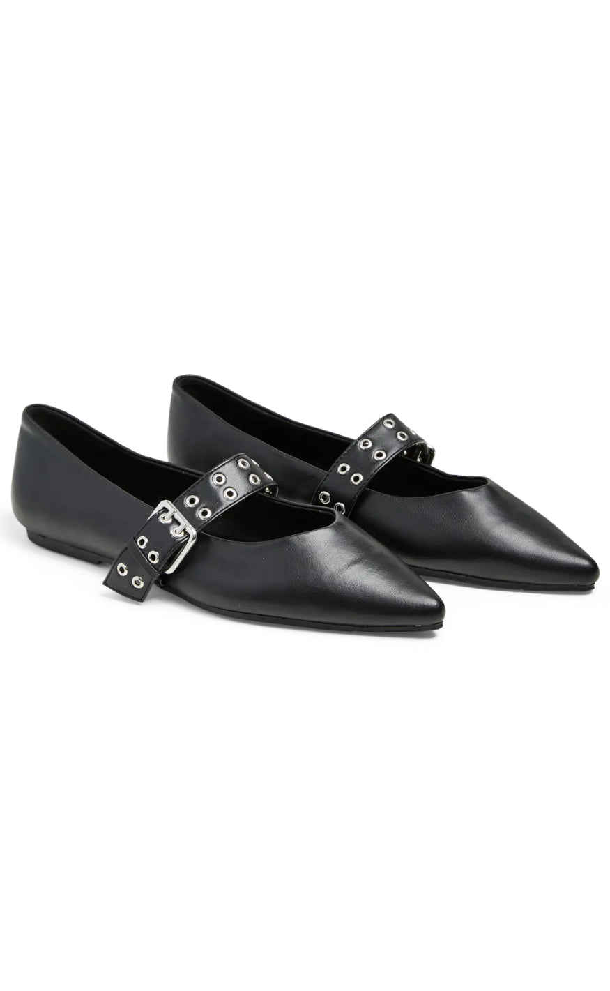 Ballerina   Saga Buckle   Black fra Pieces