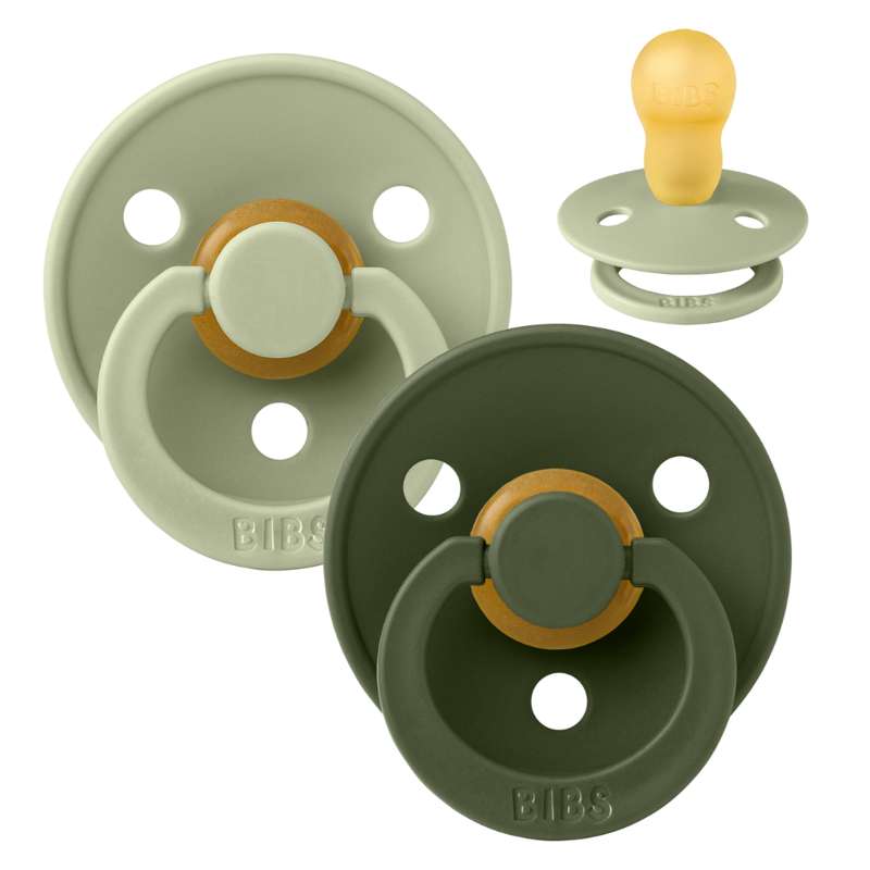 Rund Colour Sut   2 Pak   Str. 3   Naturgummi   Sage Hunter Green fra Bibs
