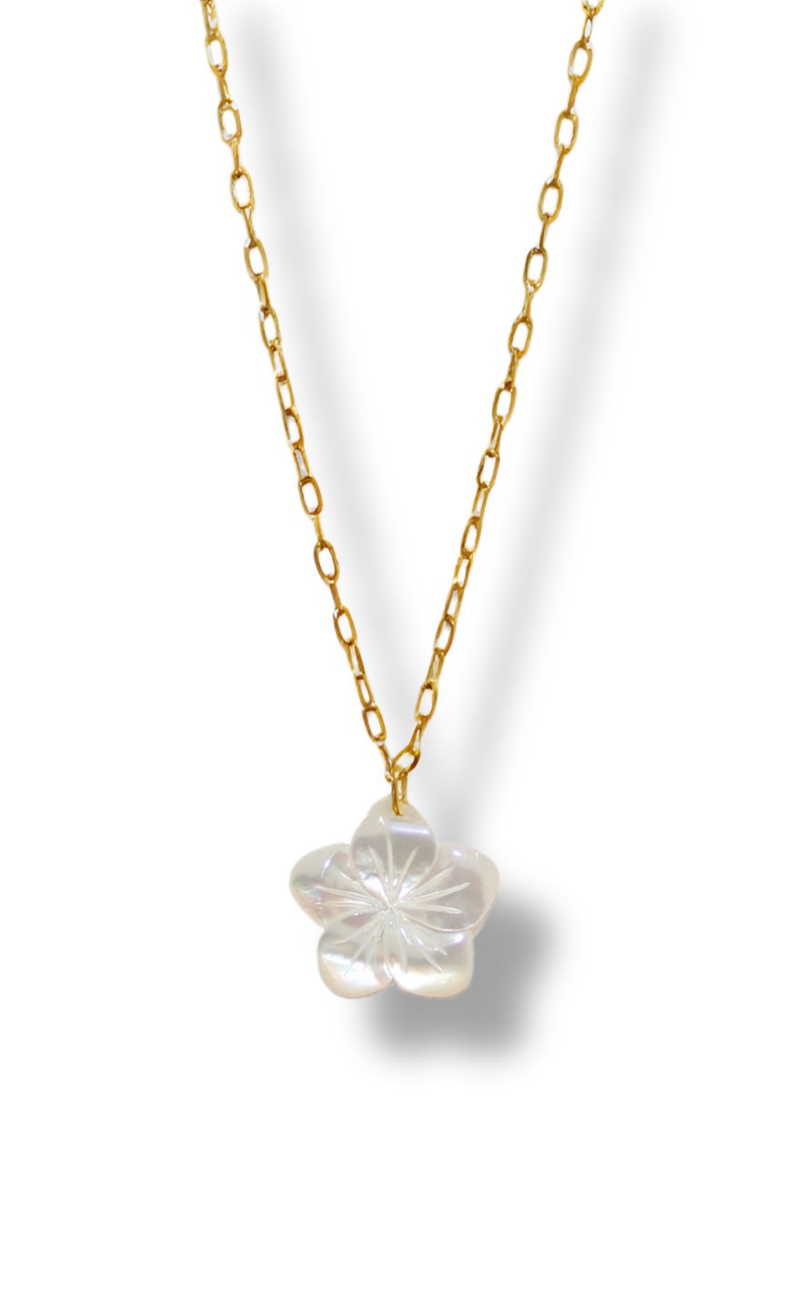 Halskæde   White Flower   Gold Colour fra Smykkeli Copenhagen