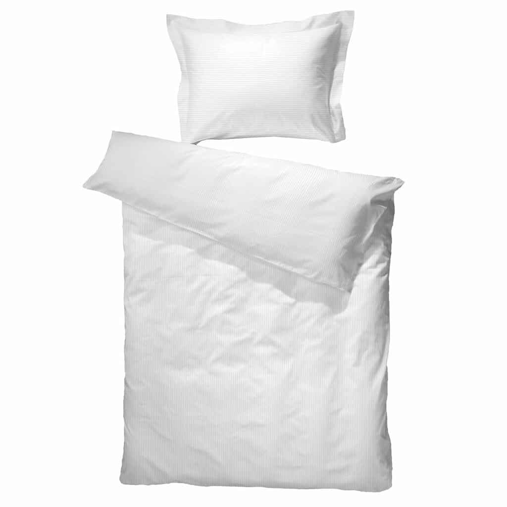 Turistripe Junior Sengetøj   Hvid fra Quilts Of Denmark