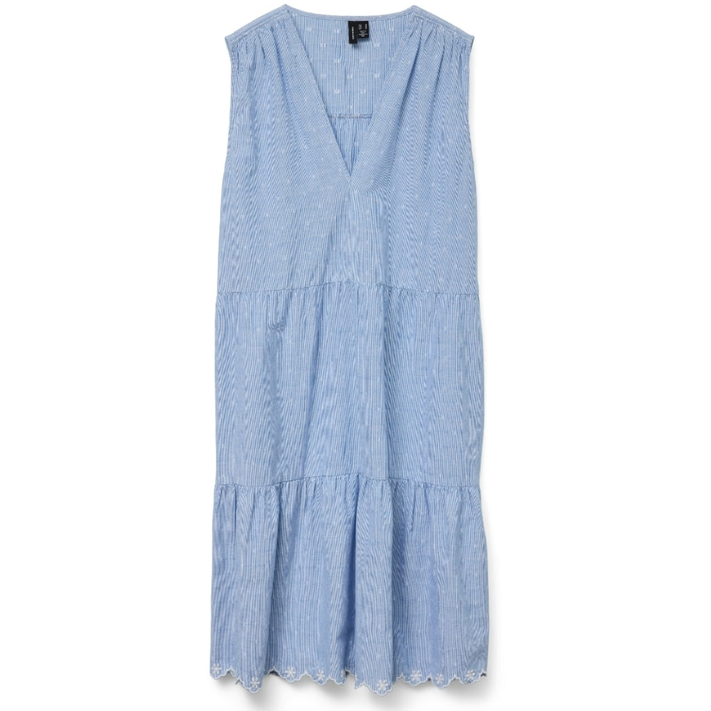 Dame Kjole Vmnika   Cashmere Blue Bright White fra Vero Moda