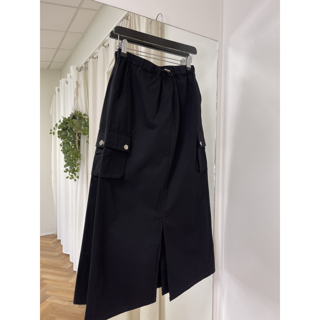 Studio Dame Cargo Nederdel Lula   Black fra Lululia