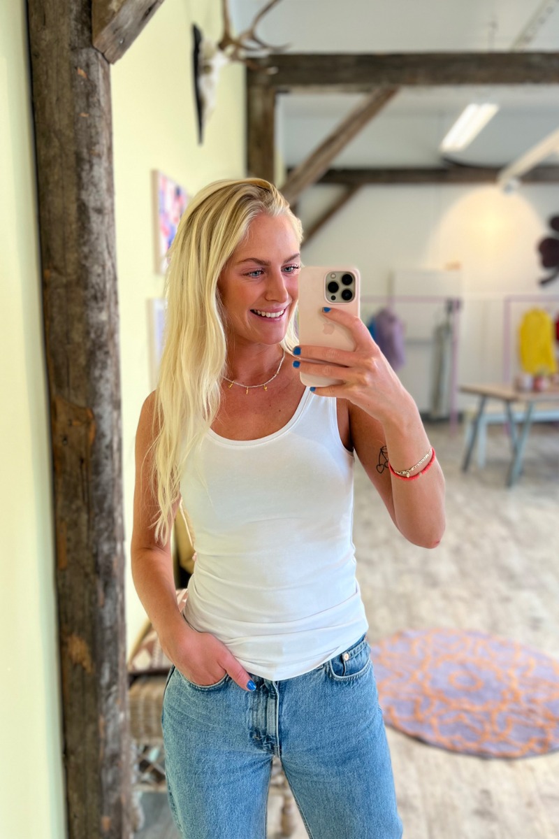 A View   Top   Stabil Tank Top   000 White fra A-view