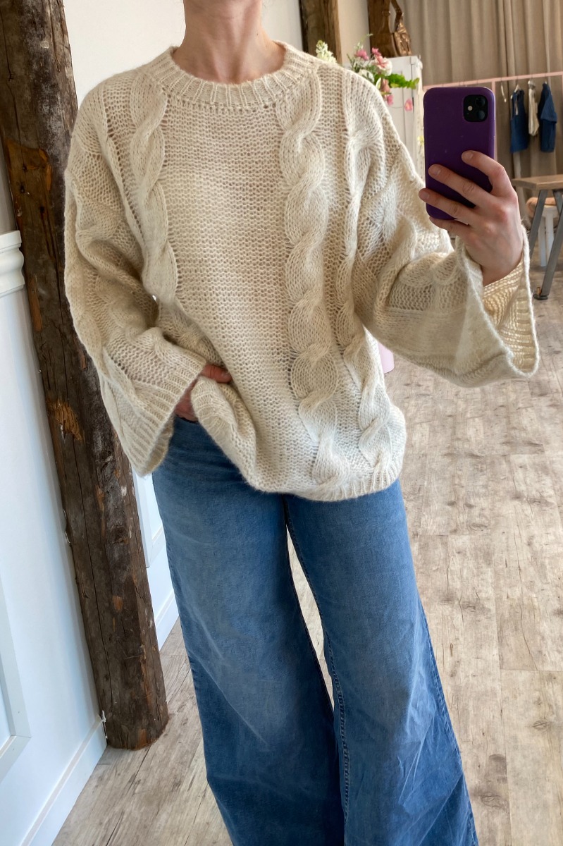 Strik Lyza Knit Ivory fra Noella