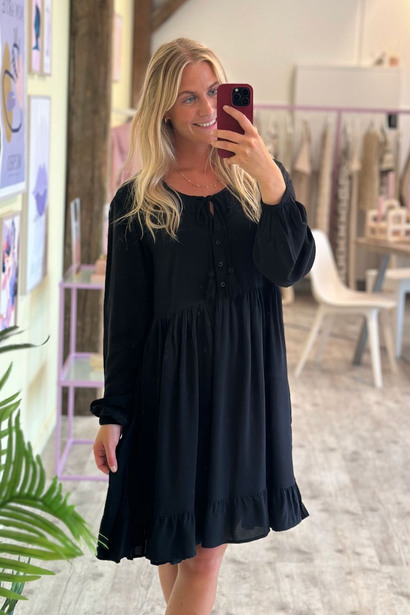 Kjole     Starr Life Half Placket Dress   Dia Black fra Jdy