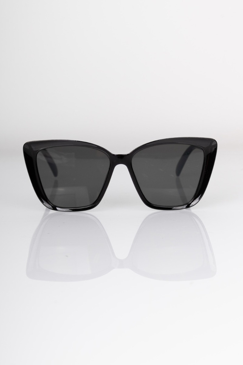 Solbriller Kaia Solid Sunglasses Black fra Lucky Lemon