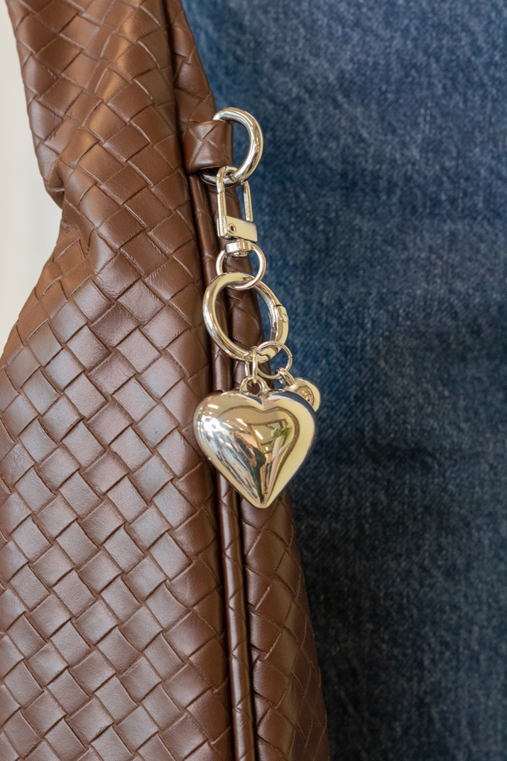 Vedhæng   Nikki Heart Keyhanger   Pearl fra Lucky Lemon